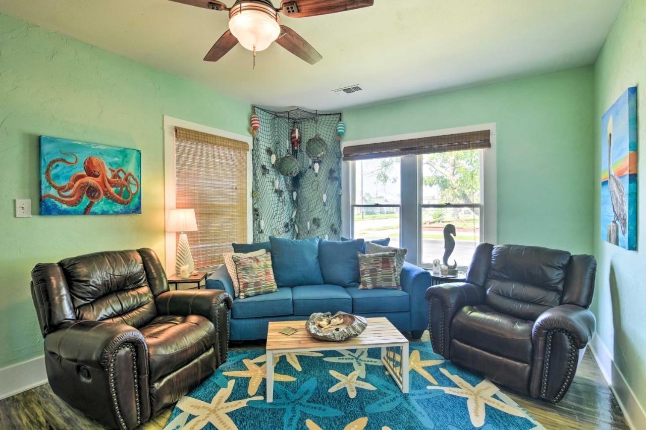 Quaint Galveston Vacation Home - Central Location! ภายนอก รูปภาพ