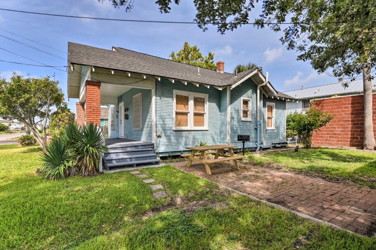 Quaint Galveston Vacation Home - Central Location! ภายนอก รูปภาพ